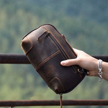 Pochette-bracelet en cuir Crazy Horse Shell Sumi