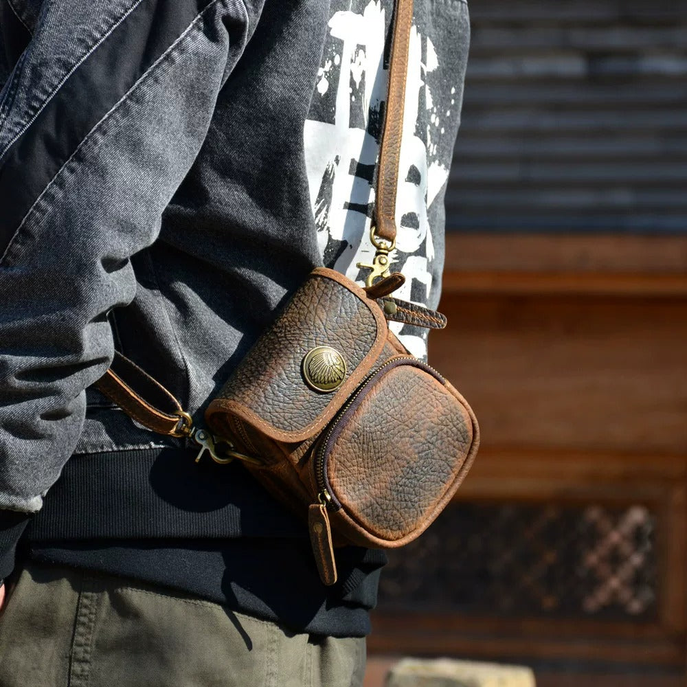 Mini-sac banane de ceinture en cuir à grain d’éléphant Tsuchime