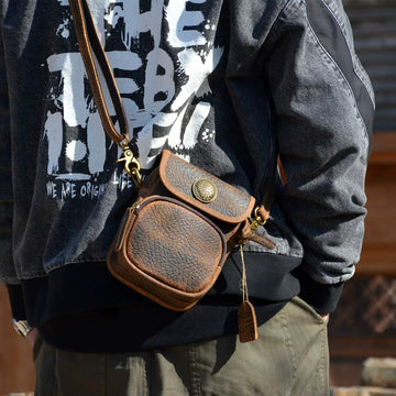 Mini-sac banane de ceinture en cuir à grain d’éléphant Tsuchime