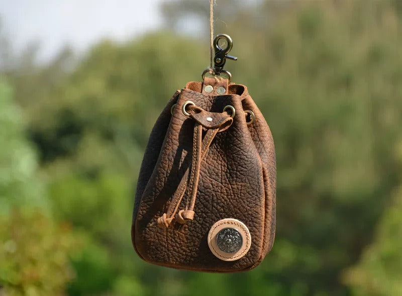 Pochette de ceinture en cuir Crazy Horse à grain d’éléphant Ishime