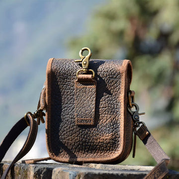 Mini-sac banane de ceinture en cuir à grain d’éléphant Tsuchime