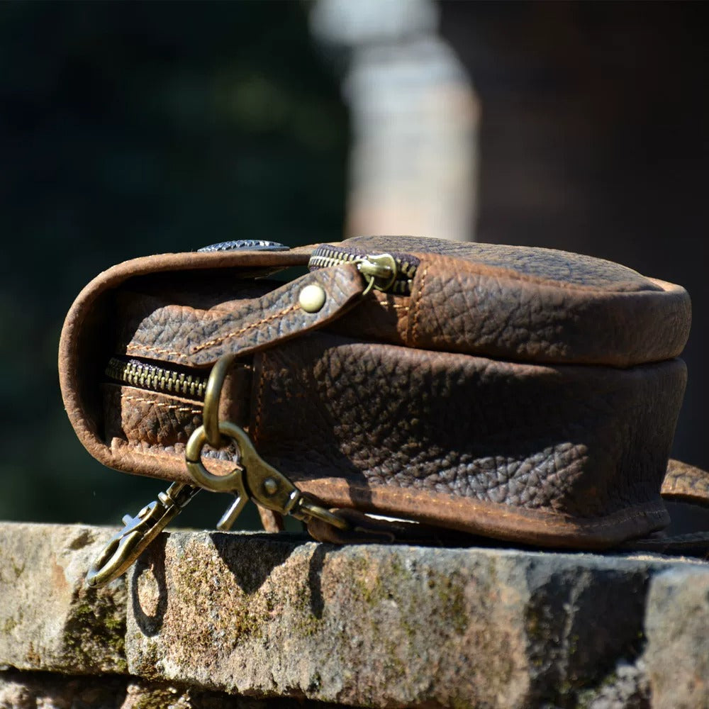 Mini-sac banane de ceinture en cuir à grain d’éléphant Tsuchime