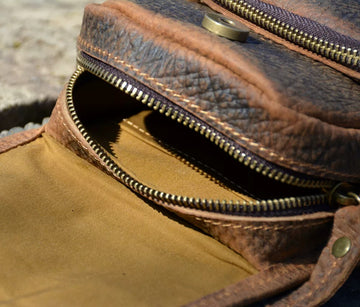 Mini-sac banane de ceinture en cuir à grain d’éléphant Tsuchime